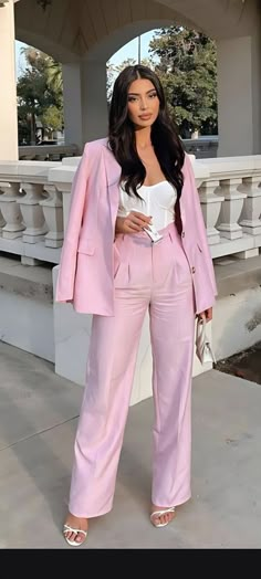 Pink Pant, Chique Outfit, Lawyer Outfit, Elegante Casual, Pink Pants