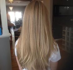 Hair Ideas Colored Blonde, Dirty Blonde Hair Straight, Highlights For Dirty Blonde, Highlights For Dirty Blonde Hair, Hair Ideas Colored, Dirty Blonde Highlights, Blonde Hair Straight, Blonde Highlights Balayage, Dirty Blonde Hair Color Ideas