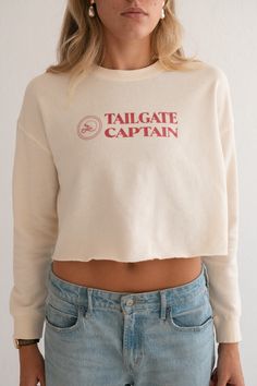 Screen Print Cotton Crew Neck Top, Long Sleeve Screen Print Top For College, Cotton Graphic Print Crew Top, Retro Everyday Tops For Fall, Retro Everyday Fall Tops, Everyday Retro Fall Tops, Fall Crew Tops With Letter Print, Everyday Crew Cotton Tops, Crew Neck Cotton Tops For Everyday