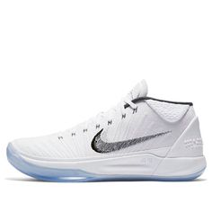 the nike zoom basketball shoe in white and black