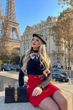 #Winter#WinterOutfits#Fashion2024#SeasonalFashion#WinterTrends#StyleTips#ColdWeatherOutfits#Skirts#Layering#MidiSkirtsIdeas#OutFitIdeas#WinterFashion#WinterOutfitsAesthetic#WinterOutfitsKorean#WinterOutfitsForWomen#ChristmasOutfit Paris Trip Outfits, Outfits Paris, Fashion Trend Inspiration, Trendy Christmas Outfits, Winter Fashion Outfits Casual, Mode Abaya, Winter Mode, Paris Outfits