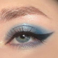 Silvermist Makeup Look, Blue And Silver Glitter Eye Makeup, Light Blue Silver Makeup, Subtle Blue Eyeshadow Looks, Light Blue Hoco Makeup, Sparkly Blue Eyeshadow, Sparkly Blue Makeup, Light Blue Glitter Makeup, Natural Blue Makeup