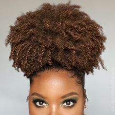 Dyed Puff Natural Hair, Afro Hair Growth, Coily Natural Hair, Golden Brown Hair Color, Hair Puff, Protective Hairstyles For Natural Hair, Natural Hair Tutorials, Beautiful Black Hair, Colored Curly Hair