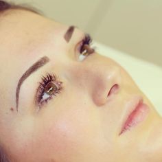 Microbladed Eyebrows, Brow Styling