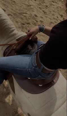 Indigo Ridge, Devney Perry, Foto Cowgirl, Equestrian Aesthetic, Country Style Outfits, Latina Fashion Outfits, Looks Country, Cowgirl Aesthetic, Western Aesthetic