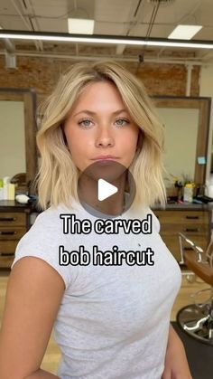 Grow Out Bob Haircut Stages, Diy Long Bob Haircut At Home, Carved Bob Haircut, Growing Out Bob Haircut Stages, Hailey Bieber Haircut, Growing Out Bob, Bob 90s Hair, Haircut For Long Face Shape, Mom Bob Haircut