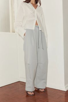 Bartack Pant - Sky – Deiji Studios 2024 Wishlist, Style Pant, Fall Inspo, Summer 24, Friend Outfits, Trouser Style, Collared Shirt, Low Waist