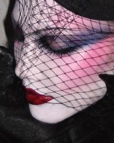 Lace Makeup Look, Haute Couture Makeup, Burlesque Makeup, Goth Prom, Black Eye Makeup, Swag Makeup, Aesthetic People, Light Makeup