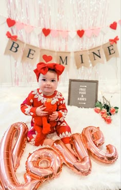 Valentines Diy Baby Photoshoot, 8 Month Baby Photoshoot February, February Baby Pictures Ideas, 7 Month Valentine Photos, 10 Month Old Valentines Day Pictures, Diy Newborn Valentines Photo Shoot, Valentines Family Pictures Photo Shoot, Valentine’s Day 6 Month Photo Shoot, Twins Valentines Day Pictures