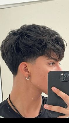 Male Straight Haircut, Asian Taper Fade Middle Part, Man Bangs Haircut, Straight Hair Inspo Men, Hảir Cut For Men Medium, Guys Fringe Haircut, Men’s Haircut Straight, Jayjo Haircut Boy, Taper X Two Block