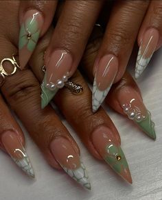 Spring Nail Designs, Brighter Days, Work Nails, Classy Acrylic Nails, Almond Nails Designs, Acrylic Nails Coffin Pink, Unique Acrylic Nails, Nail Swag, Bling Acrylic Nails