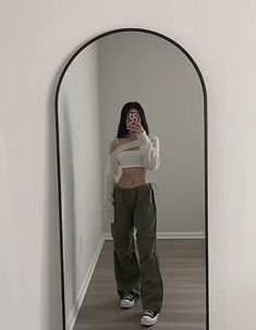 Joggers Outfit, Cute Comfy Outfits, Asian Outfits, Cute Everyday Outfits, Sporty Outfits, Teenage Fashion Outfits, Korean Outfits