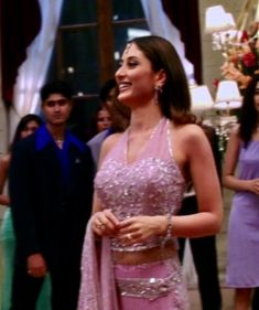 Kareena Kapoor 90s, Indian Bridesmaid Dresses, Saree Draping Styles, Indian Outfits Lehenga, Desi Wedding Dresses, Bollywood Outfits