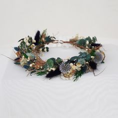 Boho Bride Crown,Bridal Crowns,Wedding Crown, Green Dried Flowers  Crown，Dried flowers crown Comb : 7-12cm Boutonniere 3.5"-4.7" H Adult Crown 18" L Child Crown 16"-17" L Bridal Set : Adult Crown+Boutonniere  Product maintenance and functionality: 1.These are all 100% handmade tailor-made for you, each with slight differences and are unique. 2. All materials are preserved flowers or natural dried flowers, which do not require watering and can be stored in a dry environment for 1-3 years! 3.If yo Dried Flower Crown Wedding, Green Dried Flowers, Nature Crown, Flowers Crown, Bride Crown, Enchanted Forest Wedding, Pretty Wedding Dresses, Flower Crown Wedding, Bridal Crown