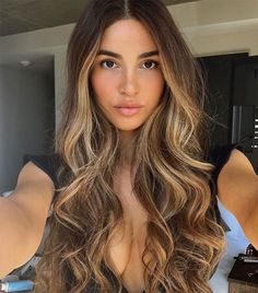 Rambut Brunette, Spring Hair Color, Honey Hair, Blonde Hair With Highlights, Spring Hairstyles