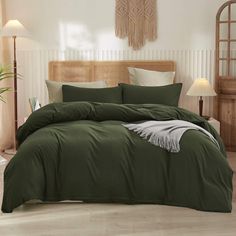 PRICES MAY VARY. ◣High Quality◥ This army green comforter is covered by cotton, so this comforter is very soft, comfortable, yet durable. Filled with whole-piece superior microfiber to make every corner of the quilt warm. ◣3Pcs Comforter Sets Queen◥ 1 x queen comforter (90" x 90") + 2 x standard pillowcases (20" x 26"). ◣Boasts Dreamy Hues & A Cozy Vibe◥ Warmly subtle colors on velvety smooth fabric welcome you to lounge or sleep blissfully. Healthy, safe dyes are used in every product. This sol Dark Green Bedding, Minimalist Bedding Sets, Green Comforter Sets, Full Size Comforter Sets, Green Bedding Set, Full Size Comforter, Queen Size Comforter Sets, Black Comforter, Green Comforter