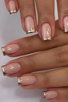 #CommissionsEarned Gold French Tip Press on Nails Medium Fake Nails Square Shape False Nail Tips Full Cover Glue on Nails Medium Length Square Shape French Tip Nails Press ons for Finger Manicure, 24Pcs #GoldFrenchTipNails #PressOnNails #FrenchManicure Biab Nails Tips, Acrylic Nails Small Nail Bed, Short Square Biab Nail Designs, Gold French Tip Nails Acrylic, Gold Nail Acrylic, Short Autumn Nails Square, Gold Leaf French Tip Nails, Gold Square Acrylic Nails, Nail Inspo Trendy Square