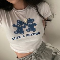 Tops Cortos Aesthetic, Teddy Bear Shirt, Gothic Crop Tops, Bear Shirt, Next Clothes, Cropped Tops, Print Crop Tops, Bear Print, White Crop Top