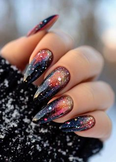 Nebula Nail Art, Purple Red Nails, Astronomy Nails, Nebula Nails, Space Nail Designs, Blue And Red Nails, Purple And Black Nails, Space Nail Art, Black And Purple Nails