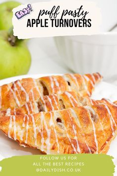 Puff Pastry Apple Turnovers Homemade Apple Turnovers, Apple Turnovers With Puff Pastry, Easy Apple Turnovers, Apple Turnover Recipe, Apple Turnover, Homemade Apple Pie Filling, Turnover Recipes, Apple Puff Pastry, Apple Turnovers