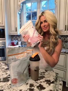 310 Nutrition Meal Plan, Lisa Hochstein, Shake Cup, Kim Zolciak, Nutrition Shakes, Diet Snacks