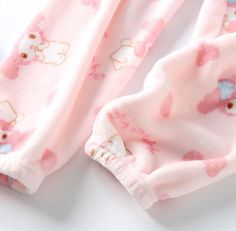 Melo Fluffy Pajama Pants These adorable Melo Fluffy Pajama Pants are the perfect combination of style and comfort. Made with soft, fluffy material, they will keep you warm and cozy all night long. With a cute and charming design, you'll be sure to have sweet dreams in these pajama pants. Size Chart: Size Length (cm) Length (in) Waist (cm) Waist (in) Hips (cm) Hips (in) S 96 37.80 61 24.02 101 39.76 M 98 38.58 64 25.20 104 40.94 L 101 39.76 67 26.38 107 42.13 Fluffy Pajama Pants, Sanrio Pants, Blue Box Braids, Pants Gift, Bedtime Routine, Pink Pants, Kawaii Girl, My Melody, Casual Girl