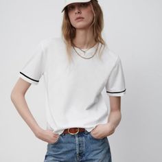 Round Neck T-Shirt With Short Sleeves. Contrasting Fabric Detail. Casual White Short Sleeve Top For Everyday, White Cotton Crew Neck Short Sleeve Top, White Cotton Casual Short Sleeve Top, Classic White Short Sleeve Top For Summer, Simple White Short Sleeve Top For Summer, Basic White Zara T-shirt, White Relaxed Fit Basic Short Sleeve Top, Basic White Relaxed Fit Short Sleeve Top, Basic White Short Sleeve Top With Relaxed Fit