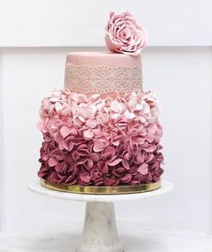 #weddingcake Wedding Cake Ideas, Cake Flower, Order Cake, Cake Online, Indian Bridal Outfits, Floral Cake