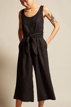 No.6 Alice Jumpsuit in Black Linen Black Jumper Outfit, Jumper Outfit, Linen Fashion, Jumpsuit Outfit, Casual Rompers, Linen Jumpsuit, Kitenge, Romper Outfit, Cute Fall Outfits