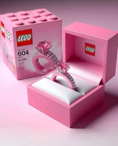 (2) Feed | LinkedIn Lego Presents, Lego Gift Ideas, Cute Lego, Best Lego Sets, Lego Kits, 타이포그래피 포스터 디자인, Lego Craft