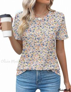 Olivia Mark - Comfortable and Stylish Round Neck Short-Sleeve Shirt Short Sleeve Tunic Tops, Pleated Tops, Fashion Tops Blouse, Short Sleeve Tunic, Womens Tops Summer, Womens Casual, Blouse Styles, Fashion Clothes, Neck Designs