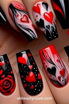 nails liverpool Tattoo Henna, Valentine Nail Art, Glittery Nails, Fancy Nails Designs, Black Nail, Heart Nails, Fancy Nails, Nail Arts, Manicure E Pedicure