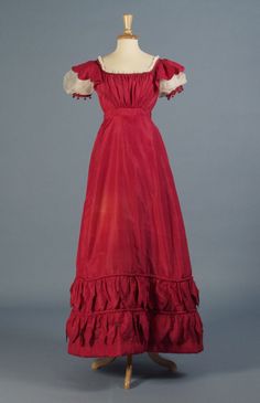 OMG that dress!  Dress  1820  Kent State university 1820s Dress, France 1800s, Period Fashion, Kent State University, Kent State