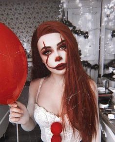 Girl Halloween Makeup, Maquillage Halloween Simple, Makeup Clown, Creepy Halloween Makeup, Cute Halloween Makeup, Halloween Makeup Pretty, Cool Halloween Makeup