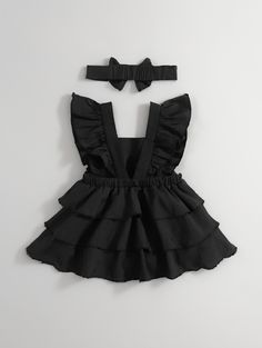 2-Piece Toddler Baby Girl Ruffle Bow Front Layer Skirt Party Dress – a delightful ensemble designed for special occasions and celebrations! This charming set features a stylish ruffle bow front layer skirt that adds an elegant touch to your little one's look. The two-piece design provides both comfort and style, making it perfect for parties and festivities. Dress your toddler girl in this super adorable outfit to make a statement at any special event. It's the ideal choice for a cute and festiv Dresses Diy, Girls Dresses Diy, Goth Baby, Girl Woodland, Layer Skirt, Black Dress Outfits, Striped Bodysuit, Layered Dress