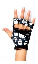 G-Loves Workout Gloves for Women | Skull Black Lace $45 Weight Lifting Gloves, Workout Stuff, Gym Weights, Gym Fashion, Crossfit Gym, Hand Accessories