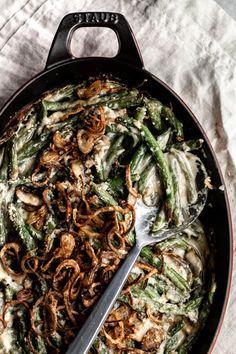 Homestyle Green Bean Casserole Keto Green Bean Casserole, Traditional Green Bean Casserole, Homemade Green Bean Casserole, Keto Green, Green Bean Casserole Easy, Vegan Green Bean Casserole, Greenbean Casserole Recipe, French Fried Onions, Crispy Onions