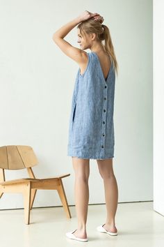 Tunik Linen, Linen Slip Dress, Minimal Dress, Blue Linen Dress, Elegant Mini Dress, Gaun Fashion, Linen Shift Dress, Linen Fashion, Summer Linen Dresses