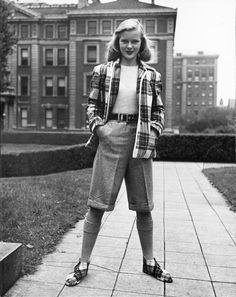 1940s vintage tomboy clothes Summer Tomboy, Tomboy Stil, Fashion 60s, Vintage Street Fashion, Vintage Street Style, Teddy Girl, Fashion 1940s, Fashion 90s