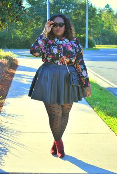 The Dark Side Plus Size Mini Skirt Outfit, Miami Nights, Bohemian Grunge, Plus Size Fall Fashion, Curvy Fashionista, The Dark Side