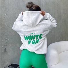 white fox offstage White Fox Hoodie, Fox Clothing, Fox Hoodie, White Fox Boutique, Tracksuit Set, Lounge Shorts, White Fox, Preppy Outfits