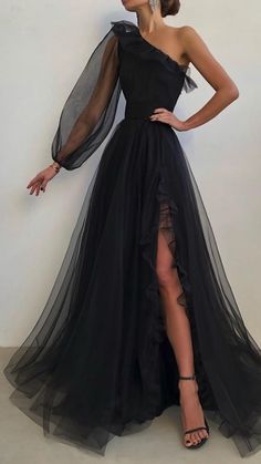 Black Tulle Prom Dress, Tulle Prom Dress Long, Gown Birthday, Long Formal Dress, Custom Prom Dress, Formal Dresses Gowns, Prom Dresses Online, Black Tulle, Prom Outfits