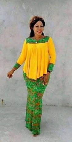 Modele Wax, Model Wax, Traditional African Clothing, Dress Models, Best African Dresses, Short African Dresses, African Print Dress Designs