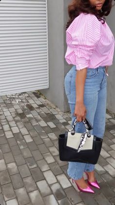 Blazer With Tee Shirt, Work Office Casual Outfit, Pink Interview Outfit, How To Wear Blouse, Pink And Jeans Outfit, Jeans With Pink Top, Pink And Navy Blue Outfit, Stripped Shirt Women Outfit, Jeans And Button Up Shirt Women