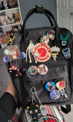 قلادات متدلية, Anime Bag, Anime Pins, Otaku Room, Aesthetic Bags, Bag Pins