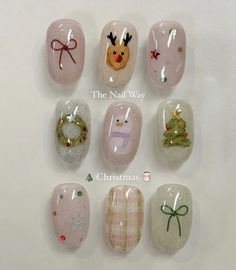 Painted Acrylic Nails, Nail Noel, Xmas Nail Designs, Christmas Nail Stickers, December Nails, Makeup Nails Art, Hello Nails, Simple Gel Nails, Short Nails Art