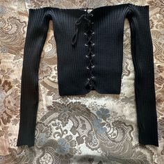 Slightly Cropped Off The Shoulder Long Sleeve Has Hanging Straps New With Tag M/L Size Can Tighten Shirt To Liking But It Would Still Be Visible Thru The Strings Black Ribbed Top, Off The Shoulder Long Sleeve, Tops Black, Ribbed Top, Black Rib, Off The Shoulder, Womens Tops, Crop Tops, Long Sleeve