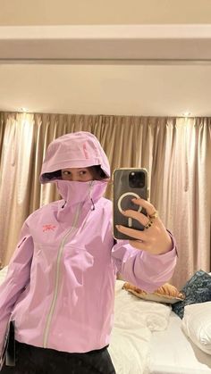 Arcytex Jacket Outfit, Arcteryx Ski Outfit, Arcteryx Jacket Outfit, Pink Hiking Outfit, Arc’teryx Outfit, Pink Snowboard Outfit, Arc Teryx Outfit, Arcteryx Ski, Arcteryx Outfit