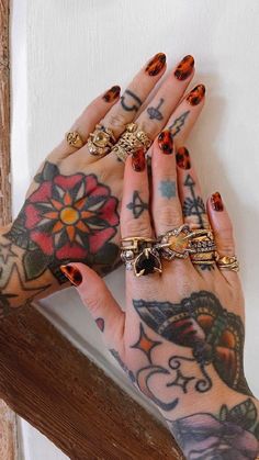 From Fingertips to Tipped Fingers: The Rise of Tattoo Nails Sammijefcoate Nails, Tattoo Inspired Nails, Next Level Tattoo, Tortoiseshell Nails, Nails Work, Tattoo Nails, Perfect Tattoo, Magic Nails, Nail Art Techniques