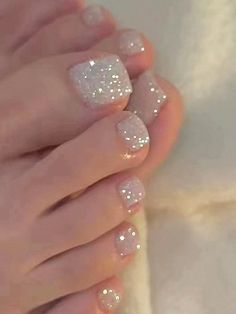 Transform Your Nails With 24pcs Modern Ins Style Silver Glitter Simple Daily Toenail Suitable For Women's Toenail Decoration+1 Piece Of Jelly Glue+1 Rubbing StripI discovered amazing products on SHEIN.com, come check them out!